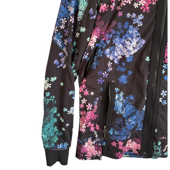 Lululemon Run Bandit Hooded Zip Jacket Petal Pop Black Floral Sz 6 Activewear - Picture 3 of 7